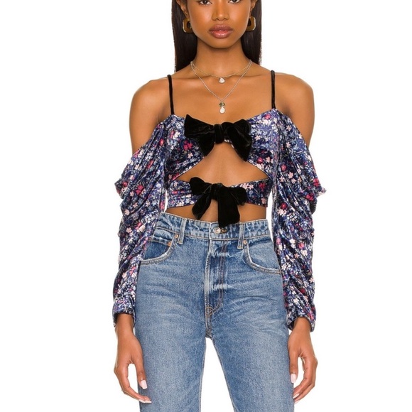 NWT Tularosa Maelie Top in Carmella Floral size small can fit up to medium - Picture 2 of 12